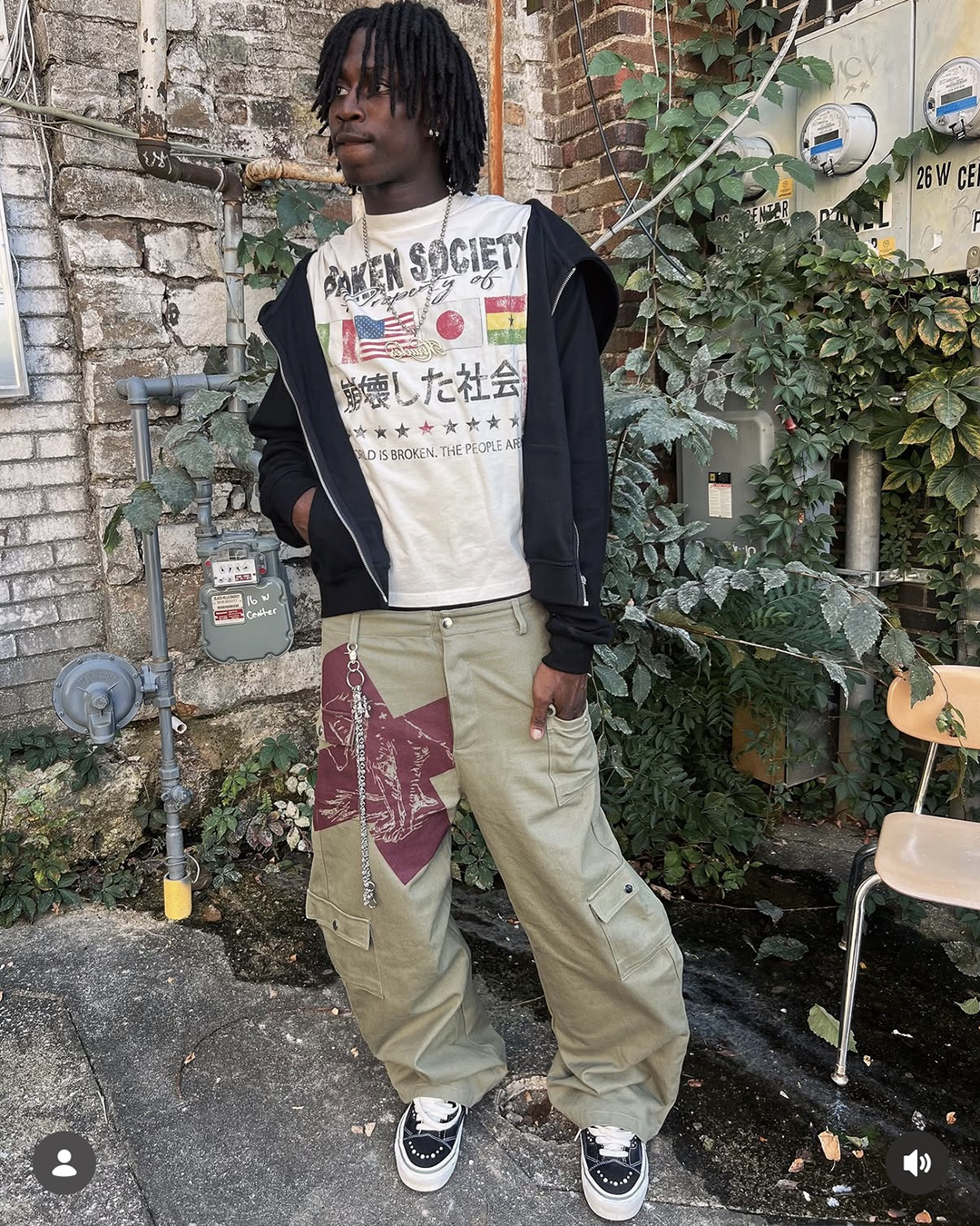 @_aj2fly + "injured" cargos