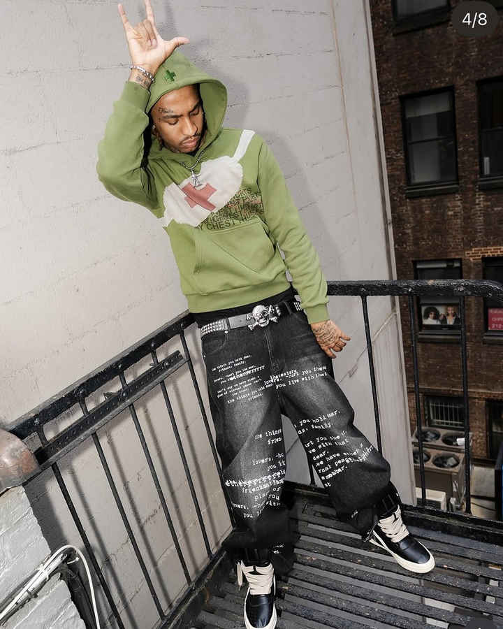 @dr6koz + "v1 bandage" hoodie